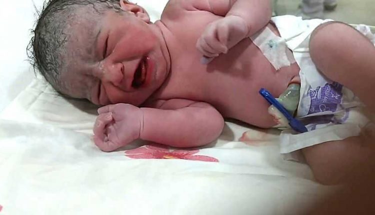 Newborn-baby-found-at-thailand