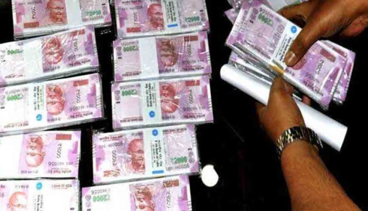 By investing once in this LIC policy, you can get a monthly pension of Rs 30,000 for life