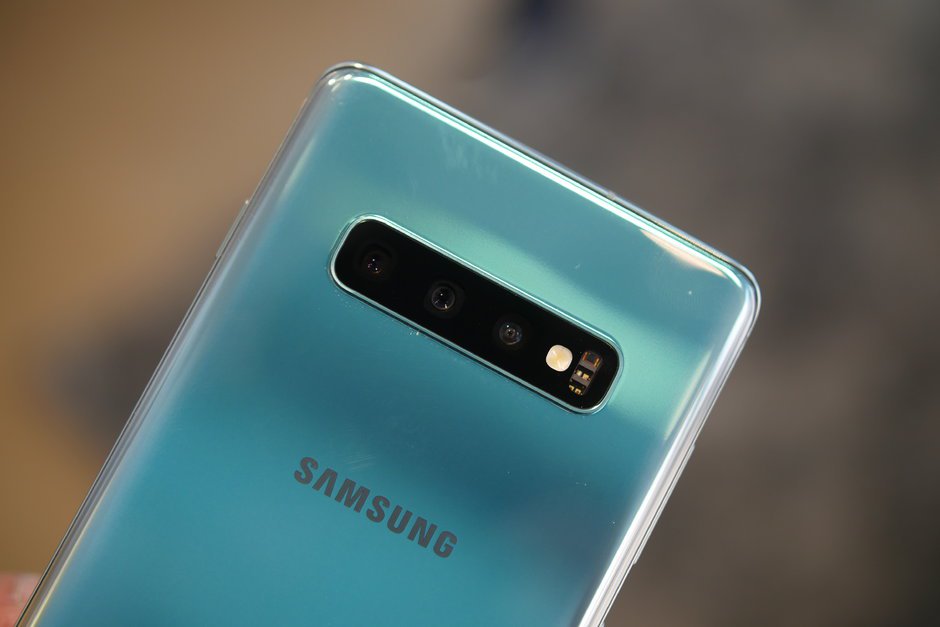 আসছে Samsung Galaxy S10 সিরিজের 5G সংস্করন 5 আসছে Samsung Galaxy S10 সিরিজের 5G সংস্করন 6