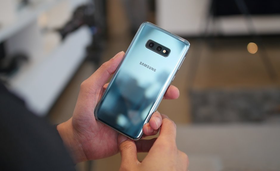 আসছে Samsung Galaxy S10 সিরিজের 5G সংস্করন 2 আসছে Samsung Galaxy S10 সিরিজের 5G সংস্করন 3