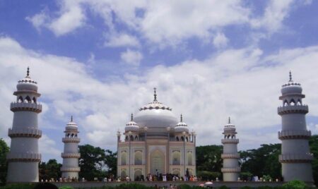 বাংলার তাজমহল (Banglar Taj Mahal) – Sonargaon Taj Mahal বাংলার তাজমহল