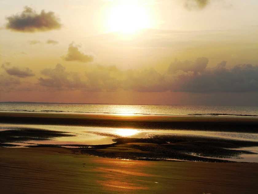 চলুন ঘুরে আসি হেনরি আইল্যান্ড (Henry Island Bakkhali - Picnic Spot Near Kolkata) 1 চলুন ঘুরে আসি হেনরি আইল্যান্ড (Henry Island Bakkhali - Picnic Spot Near Kolkata) 1