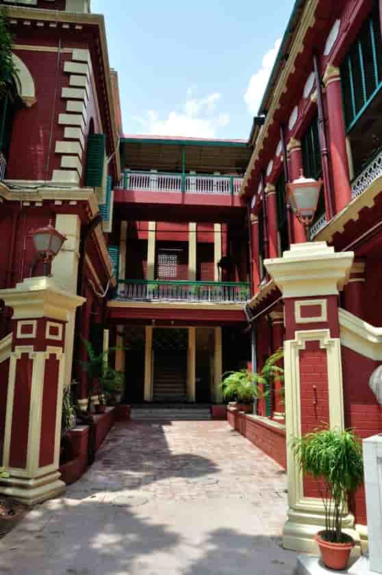 Hangout Places In Kolkata (কলকাতার কাছে ঘোরার জায়গা) -50 Places To Visit In Kolkata 17 Jorasanko Thakurbari