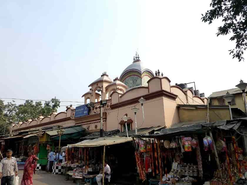 Hangout Places In Kolkata (কলকাতার কাছে ঘোরার জায়গা) -50 Places To Visit In Kolkata 31 Kalighat Temple