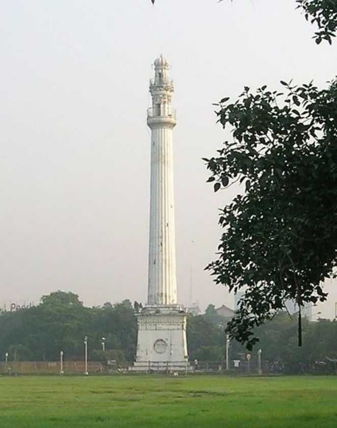 Hangout Places In Kolkata (কলকাতার কাছে ঘোরার জায়গা) -50 Places To Visit In Kolkata 11 Monument