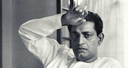 Satyajit Ray Biography in Bengali & English (সত্যজিৎ রায়ের জীবন কাহিনী) Satyajit Ray