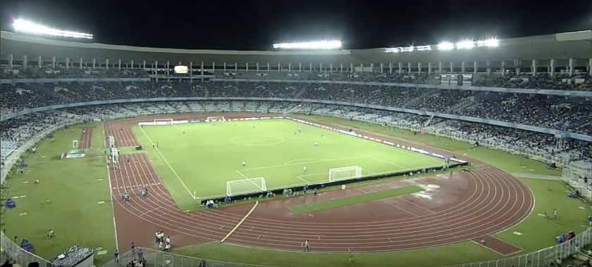 Hangout Places In Kolkata (কলকাতার কাছে ঘোরার জায়গা) -50 Places To Visit In Kolkata 12 Yuvabharti Stadium