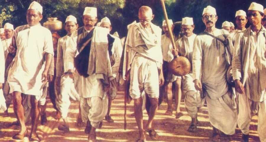 ছেলের হাতের পুতুল নয় 'স্বাধীনতা' 4 Dandi March