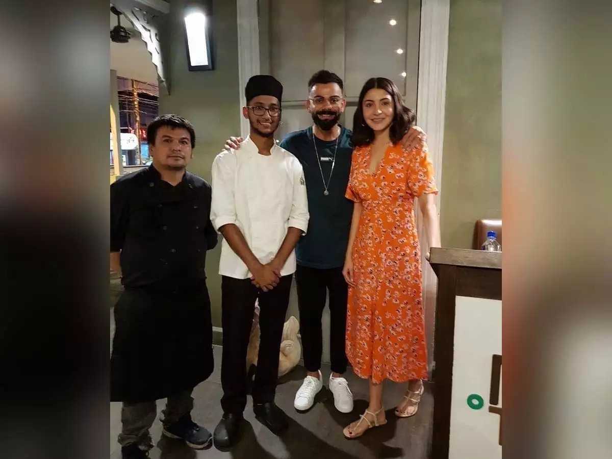 ক্যারিবিয়ান সমুদ্রতটে হ্যাপি কাপল বিরাট কোহলি অনুষ্কা শর্মা; বিকিনি লুকে আরো মন মোহিনী অনুষ্কা 1 ক্যারিবিয়ান সমুদ্রতটে হ্যাপি কাপল বিরাট কোহলি অনুষ্কা শর্মা; বিকিনি লুকে আরো মন মোহিনী অনুষ্কা 2