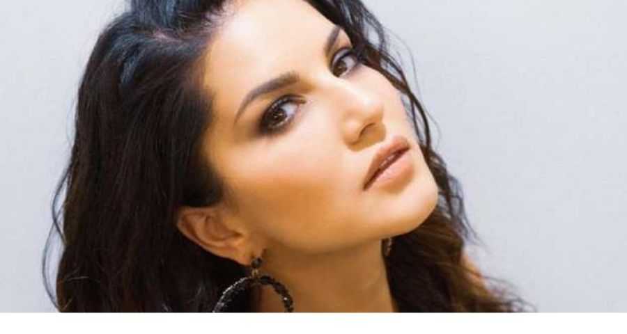 এবার বাংলাদেশি সিনেমায় দেখা যাবে সানি লিওনকে; পর্ন স্টার সানি লিওনের কিছু অনবদ্য হট ছবি এবার বাংলাদেশি সিনেমায় দেখা যাবে সানি লিওনকে; পর্ন স্টার সানি লিওনের কিছু অনবদ্য হট ছবি 1