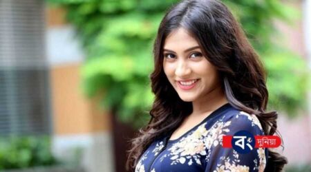 সামাজিক যোগাযোগ মাধ্যমে ছড়ানো নীল ছবি নিয়ে বিব্রত মেহজাবিন ও তার পরিবার সামাজিক যোগাযোগ মাধ্যমে ছড়ানো নীল ছবি নিয়ে বিব্রত মেহজাবিন ও তার পরিবার 2