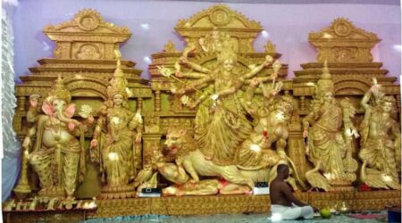 এশিয়ার সবচেয়ে বড় দুর্গা পুজা; বাগেরহাটের সিকদার বাড়ির দুর্গা পূজা ২০১৯ (ভিডিওসহ) এশিয়ার সবচেয়ে বড় দুর্গা পুজা; বাগেরহাটের সিকদার বাড়ির দুর্গা পূজা ২০১৯ (ভিডিওসহ) 4