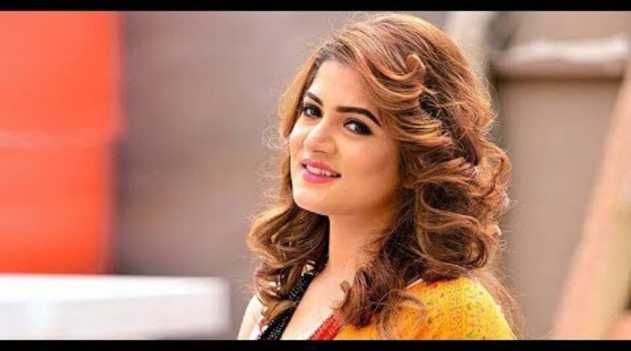 শ্রাবন্তী; আবারও ব্যাক্তিগত ছবি ভাইরাল হল শ্রাবন্তীর শ্রাবন্তি