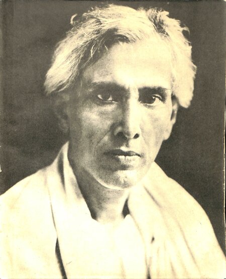 শরৎচন্দ্র চট্টোপাধ্যায়ের জীবনী: সাহিত্যের অমর কথাশিল্পী শরৎচন্দ্র চট্টোপাধ্যায়ের জীবনী — বাংলা সাহিত্যের অমর কথাশিল্পীর প্রতিকৃতি