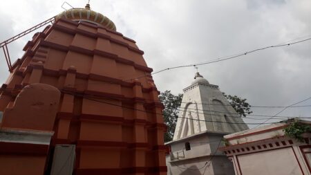 বক্রেশ্বর ভ্রমণ গাইড ২০২৬: কলকাতা থেকে যাওয়ার উপায়, থাকা ও দর্শনীয় স্থান বক্রেশ্বর মন্দির ও উষ্ণ প্রস্রবণ - Bakreshwar Temple
