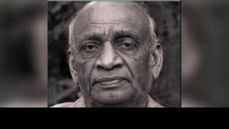 সর্দার বল্লভভাই পটেলের জীবনী: ভারতের লৌহপুরুষের অমর কীর্তি ও সংগ্রামের কাহিনী সর্দার বল্লভভাই পটেল, ভারতের লৌহপুরুষের ঐতিহাসিক প্রতিকৃতি
