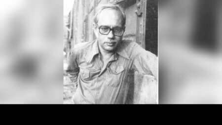শক্তি চট্টোপাধ্যায়ের জীবনী: বাংলা কবিতার বিদ্রোহী শিল্পীর অমর কাহিনী শক্তি চট্টোপাধ্যায়ের আসল ছবি - বাংলা কবিতার বিদ্রোহী কবির প্রতিকৃতি