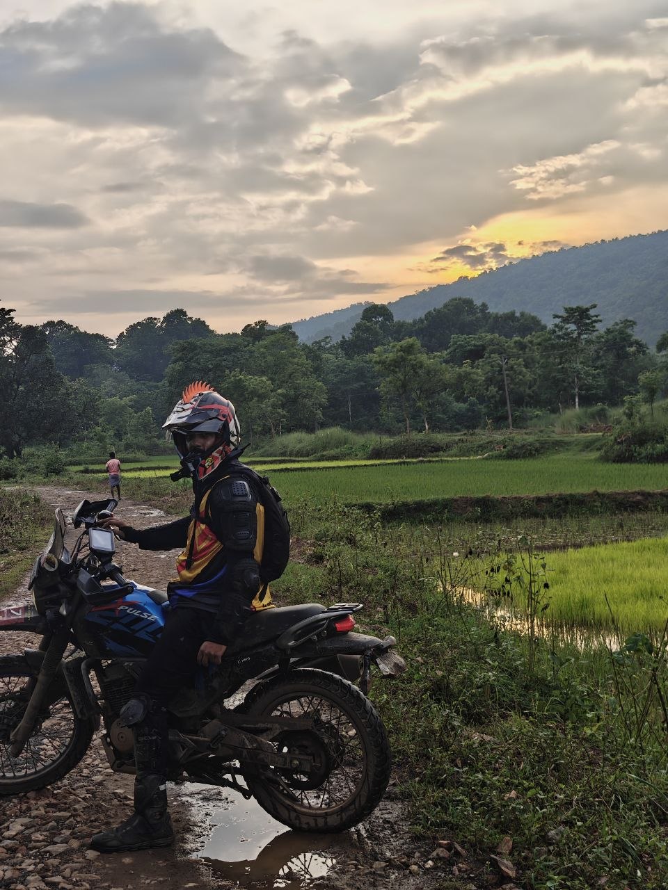 XCB TRAIL QUEST: ঝিলিমিলি-ঘাটশিলায় বর্ষার অফ-রোড রোমাঞ্চকর অভিযান 2 XCB TRAIL QUEST: ঝিলিমিলি-ঘাটশিলায় বর্ষার অফ-রোড রোমাঞ্চকর অভিযান 2