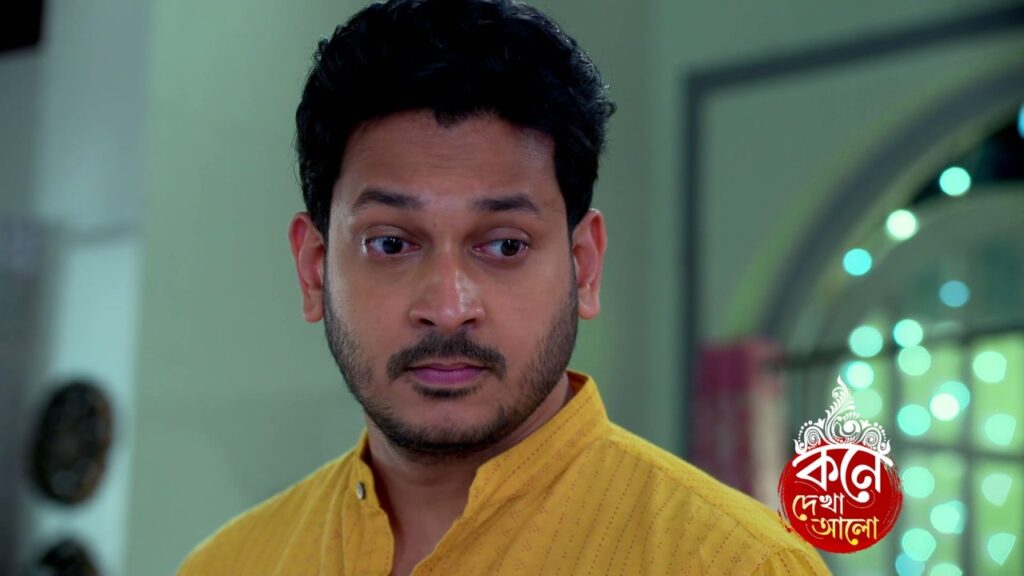 বিয়ের দিনও হাসপাতালে ছুটলেন লাজবন্তী! কনে দেখা আলো সিরিয়ালে বড় টুইস্ট কনে দেখা আলো সিরিয়ালের নায়িকা লাজবন্তী বিয়ের সাজে হাসপাতালে ছুটে যাওয়ার দৃশ্য