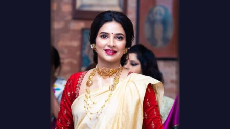 শুভশ্রী গাঙ্গুলির জীবনী: টলিউডের সেরা অভিনেত্রীদের একজনের পর্দা-যাত্রা শুভশ্রী গাঙ্গুলির জীবনী, টলিউডের জনপ্রিয় অভিনেত্রী