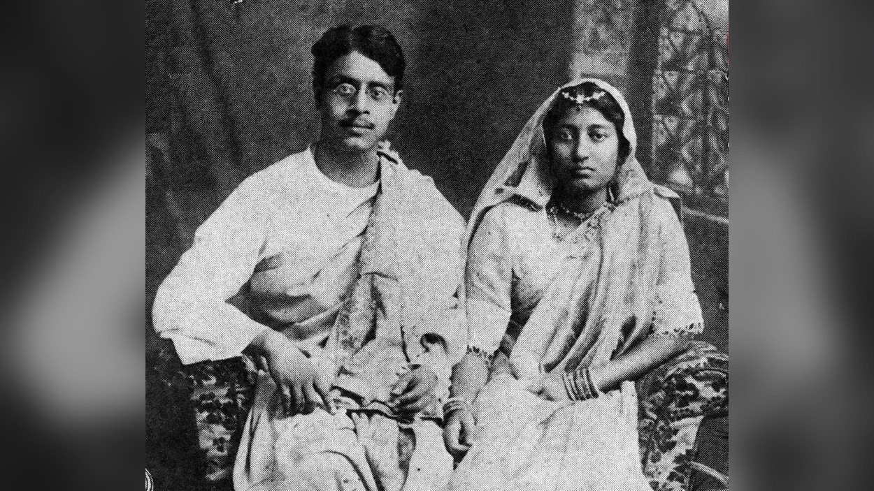 সুকুমার রায়ের জীবনী: আবোল তাবোলের জাদুকরের অমর গল্প 1 সুকুমার রায় স্ত্রী সুপ্রভা দেবীর সঙ্গে